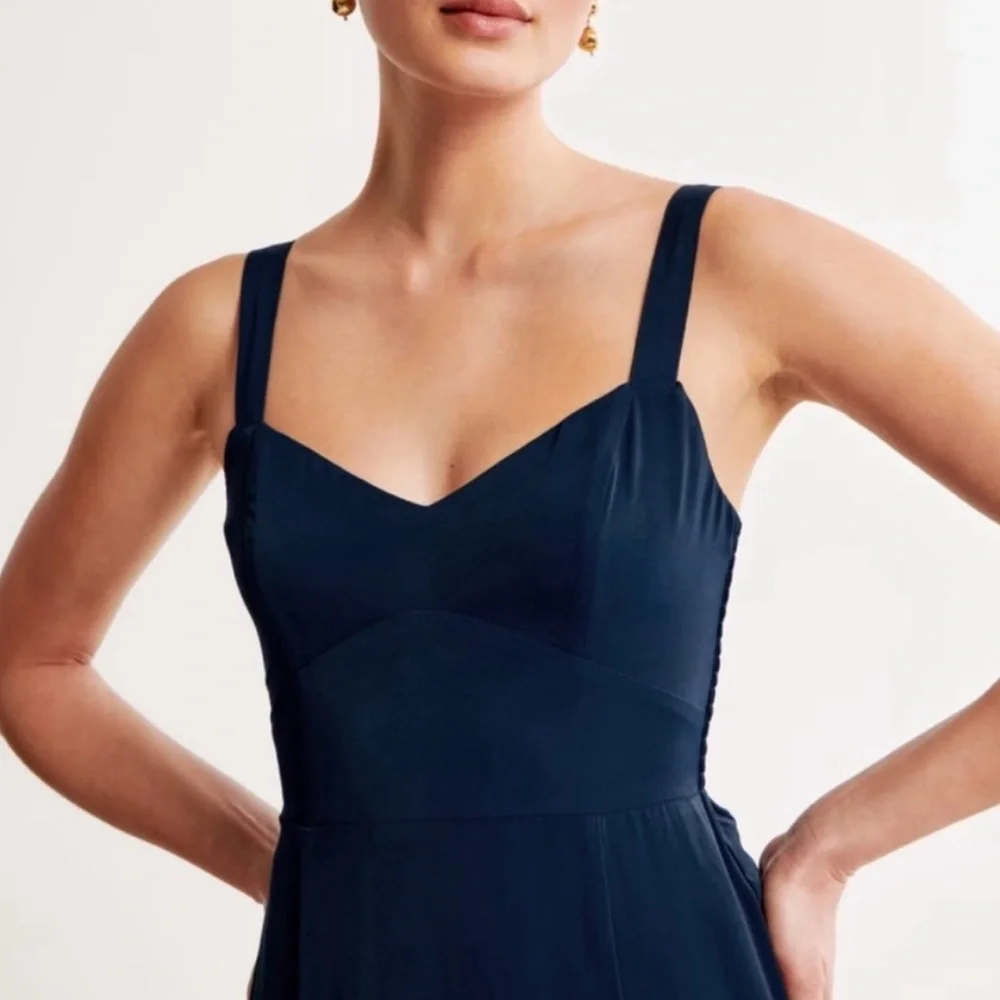 ABERCROMBIE Ruffle Tiered Maxi Dress